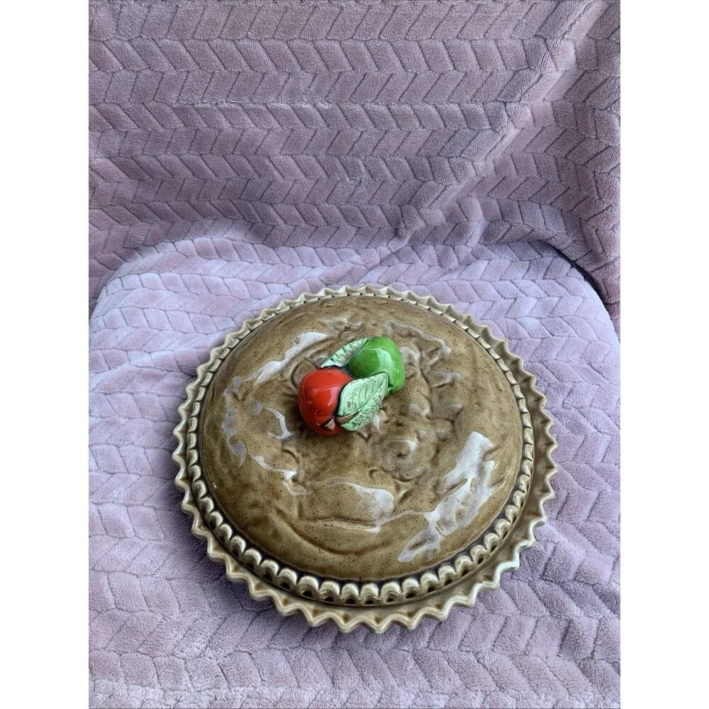 Country Apple Pie Glazed Ceramic Pie Dish w/ Lid and recipe, Japan 1980s